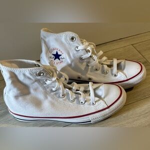 Converse Chuck Taylor High Top, White, Size 8